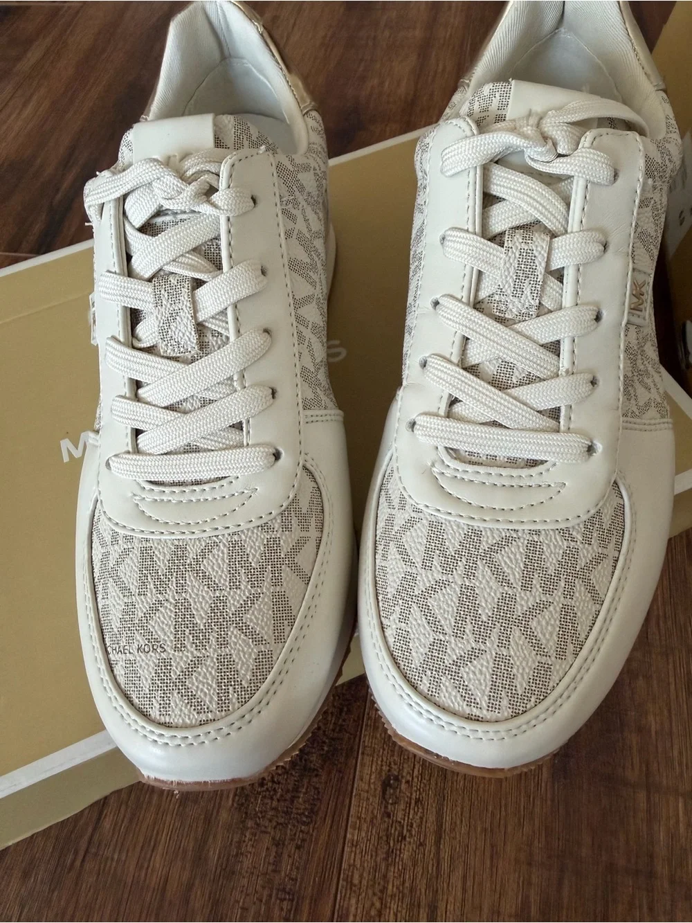 Michael Kors Monique Trainer Cream size 6 M